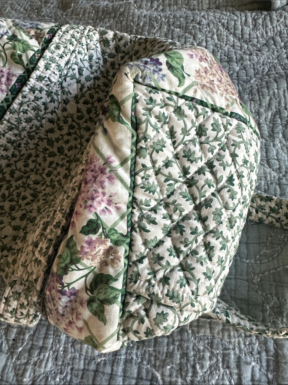 Vera Bradley Cream Quilted Tote with Green and Purple Floral Print - Picture 5 of 7
